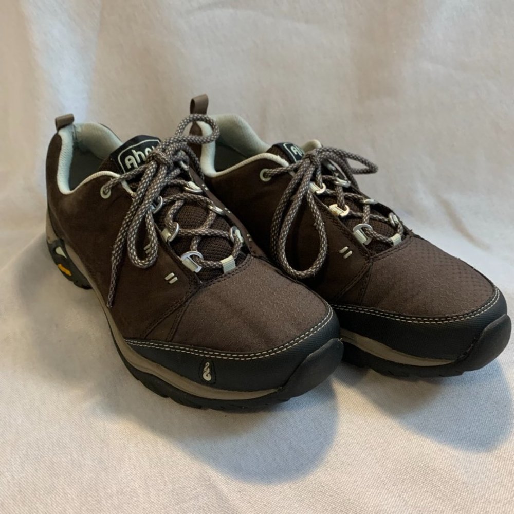 Ahnu Women's Hiking Trail Sport Shoes size 8